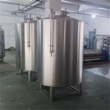 天津鴻謙不銹鋼密封儲酒罐食用油儲存罐做工優異放心可靠