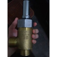 船用外螺紋青銅直角液體安全閥 CB907