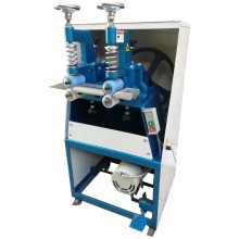 皮帶肩帶長條形材料上膠后一段定型二段貼合一體機