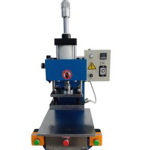 KTWO平面加熱壓花燙金機