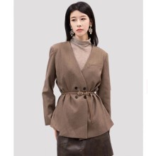 溫碧霞代言IRENENA服裝品牌雙排扣束