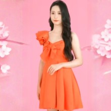 IRENENA女裝溫碧霞自創(chuàng)品牌抹胸蝴蝶結(jié)領(lǐng)晚禮服荷葉邊