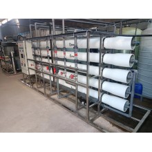 南京某企業光學鏡片超純水設備/EDI超純水設備/旭能超純水系統維修