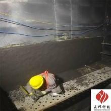 畢節剛玉龜甲網耐磨膠泥施工場景圖