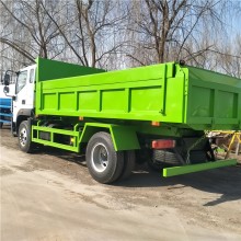 環(huán)衛(wèi)自卸式大型垃圾運(yùn)輸車山東廠家直銷一臺價格多少錢
