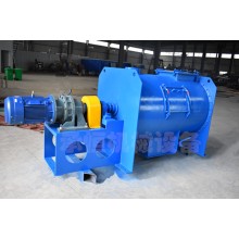 鹿骨粉混合設(shè)備臥式犁刀混合機(jī)