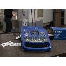 M710便攜式標(biāo)簽打印機(jī)