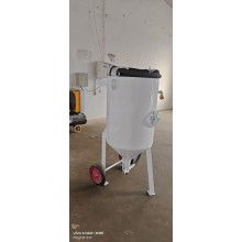 鋁型材工藝大門表面清理噴砂機(jī)