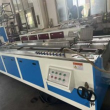 PE木塑擠出異型材設備PVC,PE,PP 生產線