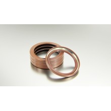 高溫戶外旋轉(zhuǎn)設備雙唇型骨架橡膠油封