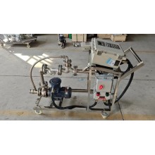 YLJ-移動(dòng)式化工助劑自動(dòng)分裝大桶設(shè)備