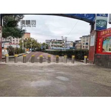 湖北不銹鋼路樁生產(chǎn)廠 武漢鋼精靈升