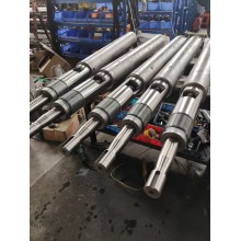 東華注塑機螺桿炮筒現貨